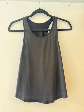 Lululemon Black Racerback Open Back Workout Tank Top Size 2